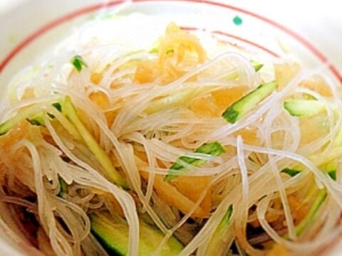 タイ風☆クラゲと春雨の酸っぱいサラダ